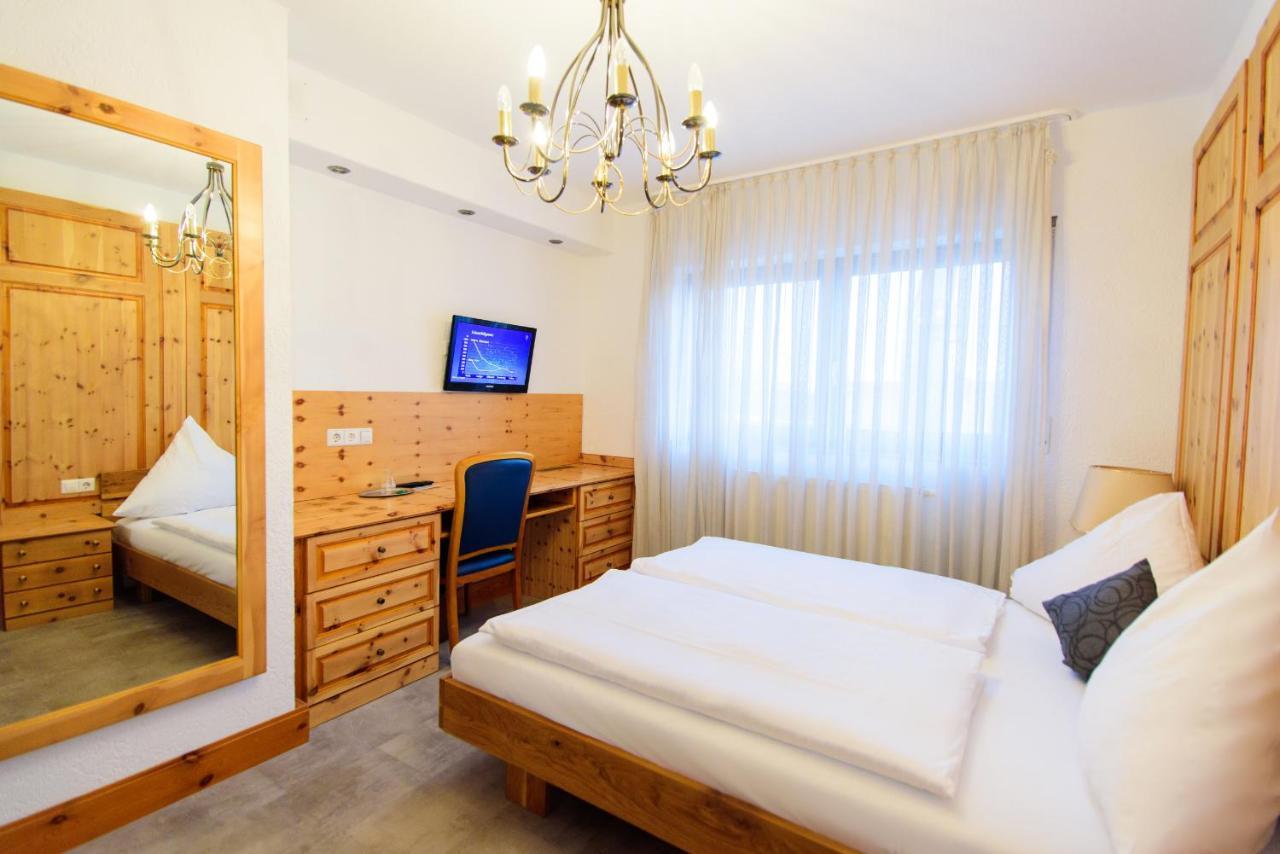 Hotel Bohn Metzingen  Esterno foto