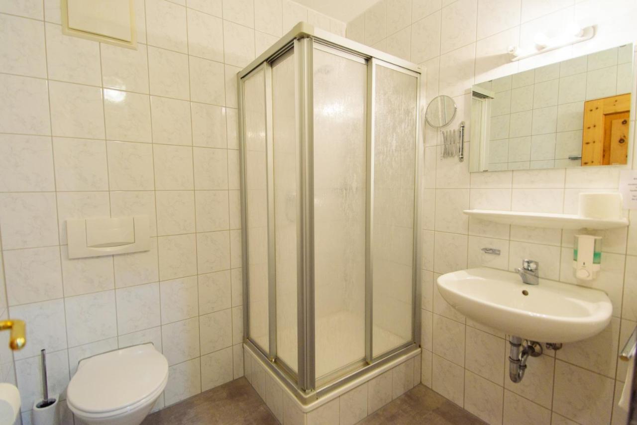 Hotel Bohn Metzingen  Esterno foto