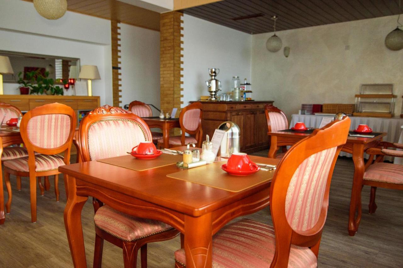 Hotel Bohn Metzingen  Esterno foto